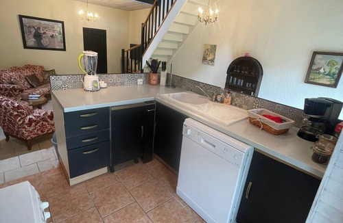 Penne-d'Agenais House | Gîte le Rosier – Domaine de France, Ideal for Families near Penne d’Agenais