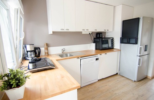 Chevreville House | Gîte Le Soleil Duchamp- quiet ideal close family*Disney Asterix Roissy