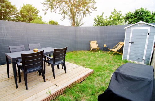 Chevreville House | Gîte Le Soleil Duchamp- quiet ideal close family*Disney Asterix Roissy