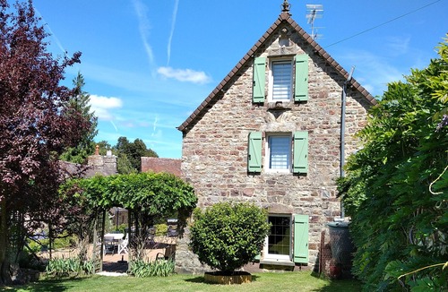 Domfront House | Gîte "Le Val Nicol" - 9/11 Pers
