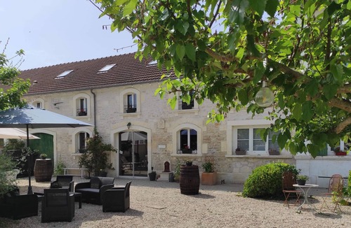 Brizambourg House | Gîte Lentre Deux Vignes