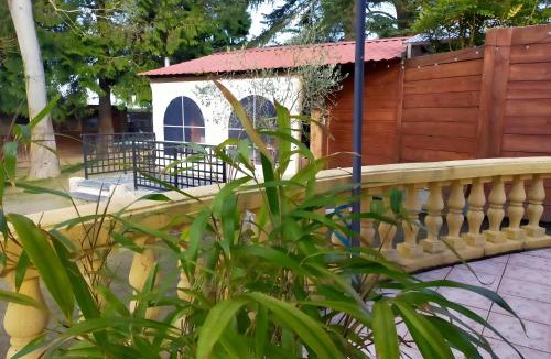 Ploumagoar House | Gîte les 3 pins
