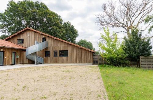 Arjuzanx House | Gîte les agréou