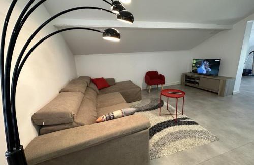 Arjuzanx House | Gîte les agréou