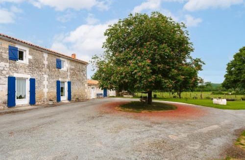 Doix-les-Fontaines House | Gîte Les Bougrines - Marais