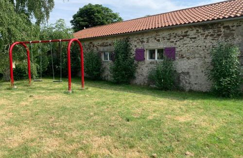 Bussiere-Poitevine House | GÎTE Les Buis