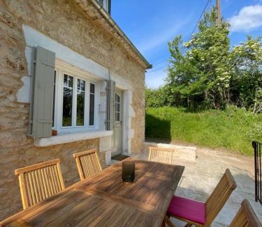 Tourtoirac House | Gîte Les Camélis