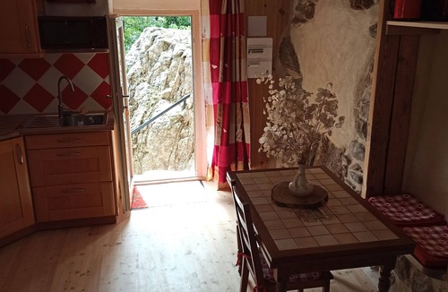Lamastre House | Gîte les Coquelicots de Retourtour
