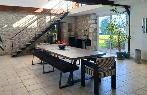Montrejeau House | Gîte Les Coustères de 16 personnes