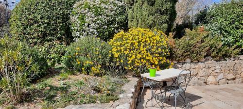 Baudinard-sur-Verdon Apartment | Gîte Les Fourches