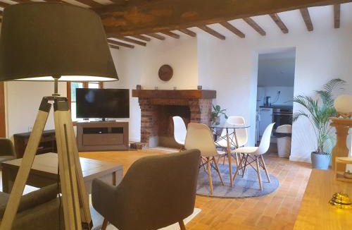 Ligny-le-Ribault House | Gîte Les Fourmilières