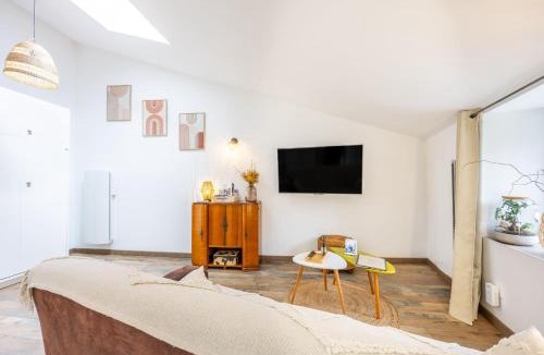 Saint-Hilaire-le-Vouhis House | Gîte Les Gats