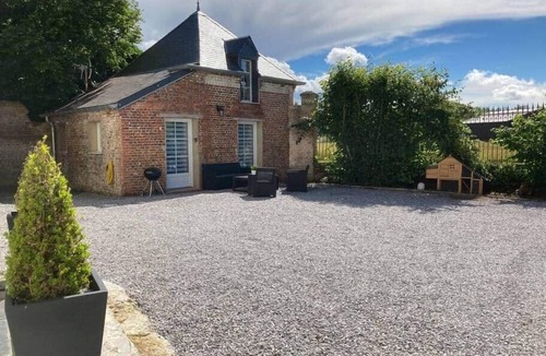 Crecy-sur-Serre House | Gîte *** « Les galinettes » au bord de la rivière