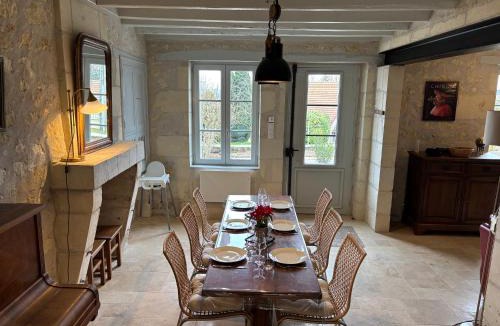 Cravant-les-Coteaux House | Gîte les Huttières