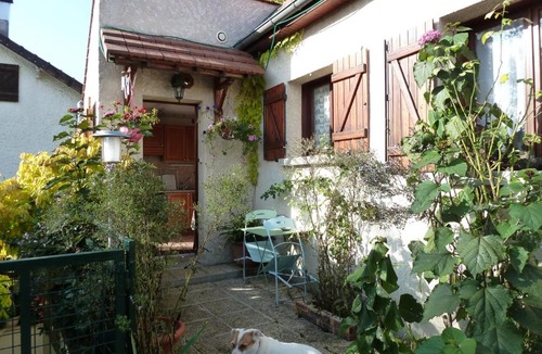 Crecy-en-Brie House | Gîte Les Iris