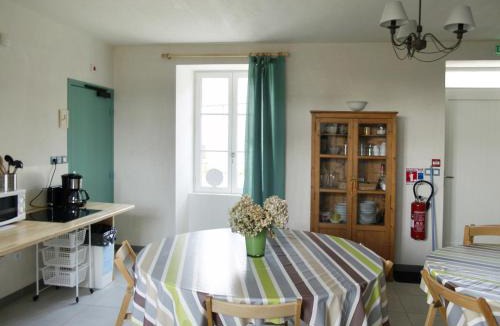 Breles Hostel | Gîte Les Pingouins de l'Aber