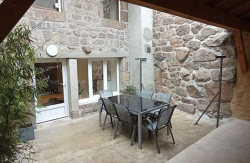 Saint-Agreve Apartment | Gîte les Rayols