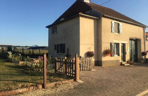 Bougey House | Gîte « les roblets »