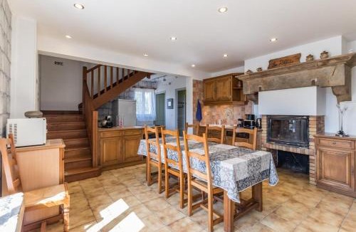 Bougey House | Gîte « les roblets »