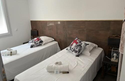 Ginasservis House | Gîte - Les Salons du Bastier