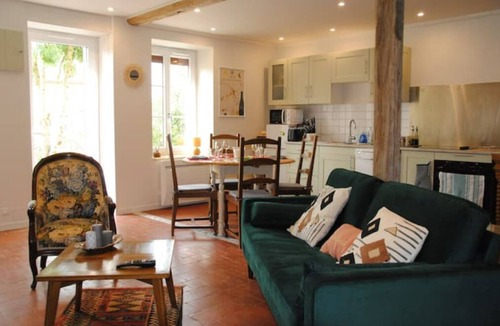 Sens-Beaujeu House | Gîte les Sureaux