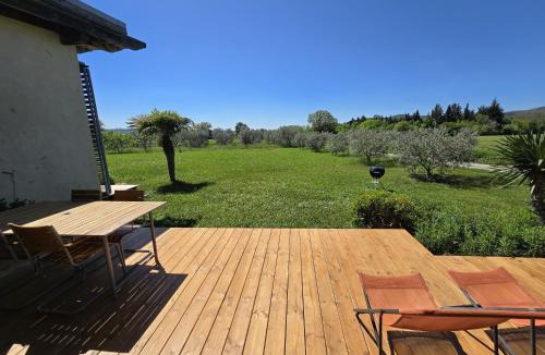 La Brillanne House | Gîte les Syrphes