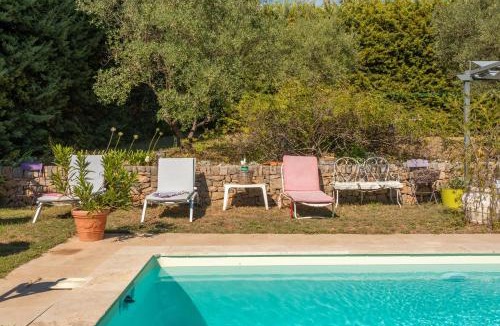 Cotignac Apartment | Gîte Les Tarentes