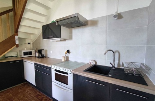 Lison House | Gîte Les Trois Pommes, Normandy