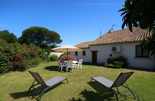Doue-en-Anjou House | Gîte Les Vignes sleeps 6