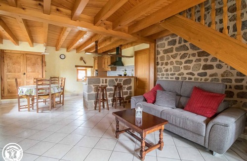 Ceilloux House | Gîte 'les Villes' - CEILLOUX