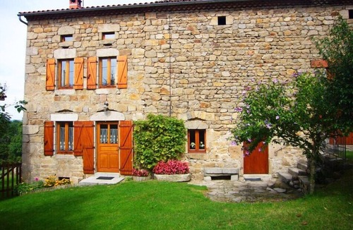 Ceilloux House | Gîte 'les Villes' - CEILLOUX