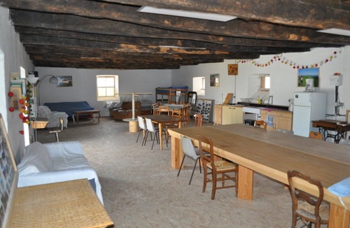 Curan House | Gîte "les2chouettes.fr" – Spacious Holiday Home for 11–13 Guests