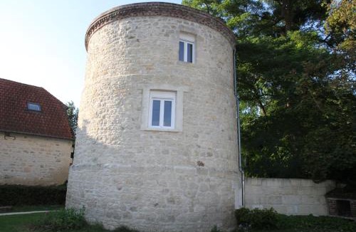 Bruyeres-et-Montberault House | Gîte Lorengrain