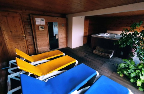 Dommartin-les-Remiremont Cottage | Gîte Martine avec Spa Jacuzzi Sauna
