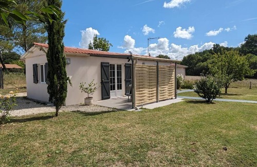 Montendre House | Gîte maison à Montendre