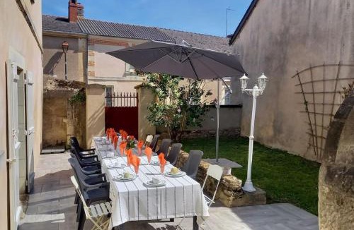 Montreuil-Bellay House | Gîte Maison Anjou 14 personnes Logis de la Porte Saint Jean