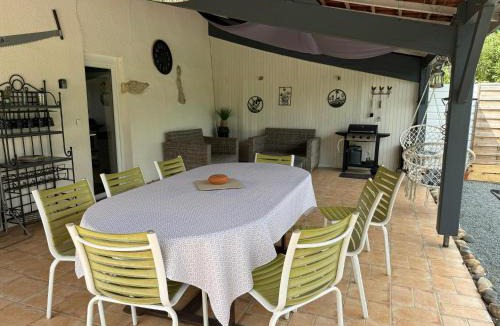 Madaillan House | Gîte Malabeille