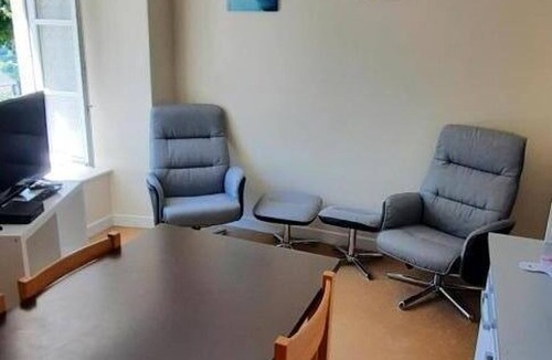 Lorcieres Cottage | Gîte Margeride 2 pers, pets allowed, TV, BBQ, kitchen, optional sheets