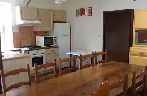 Peyrignac House | Gîte Maridou - Shared Pool, Wi-Fi, and Air Conditioning in Peyrignac, Périgord