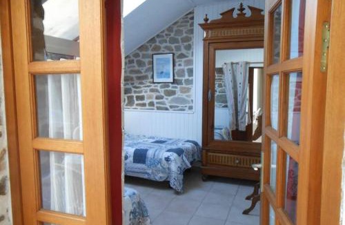 Hirel House | gîte marin petit châtelet