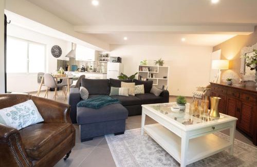 Lacourt-Saint-Pierre Apartment | Gîte Marsau