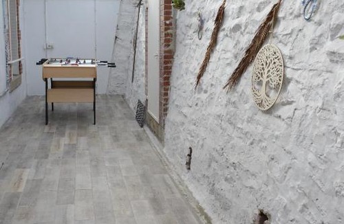 Anost House | Gîte Meublé