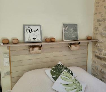 Milly-la-Foret House | Gîte Milly