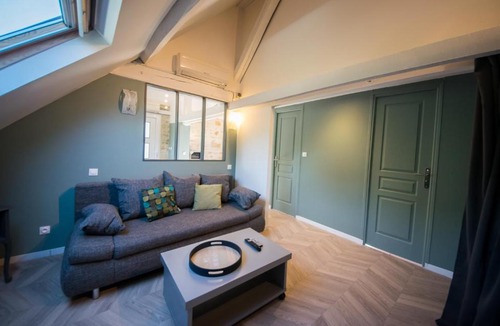 Bruyeres-et-Montberault Apartment | Gîte Mise au Vert