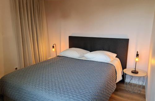 Saint-Sigismond House | Gîte moderne avec jardin, terrasse et parking privé - FR-1-590-538