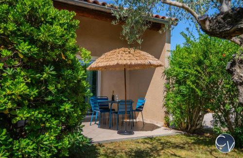 Aigueze House | Gîte moderne, calme & piscine