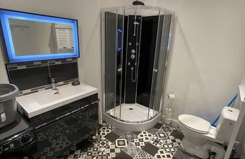 Excideuil Apartment | Gîte Moderne de Deux Chambres