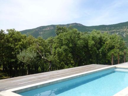 Roche-Saint-Secret Apartment | Gîte moderne en Drôme