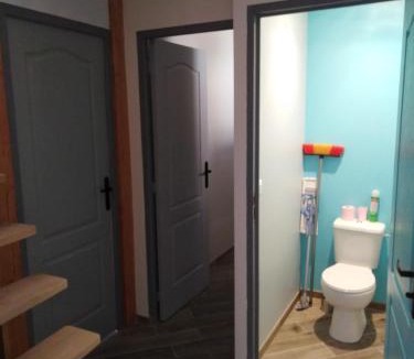 Les Roches-l'Eveque House | Gîte mon p'ti bout