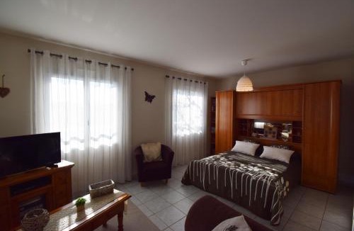 Colayrac-Saint-Cirq Apartment | Gîte Moncherie